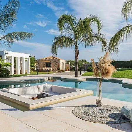 Shangri-la Villa *