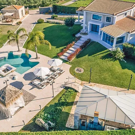 Villa Shangri-la