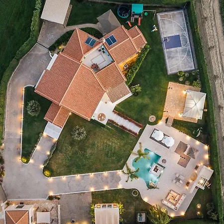 Shangri-la Villa